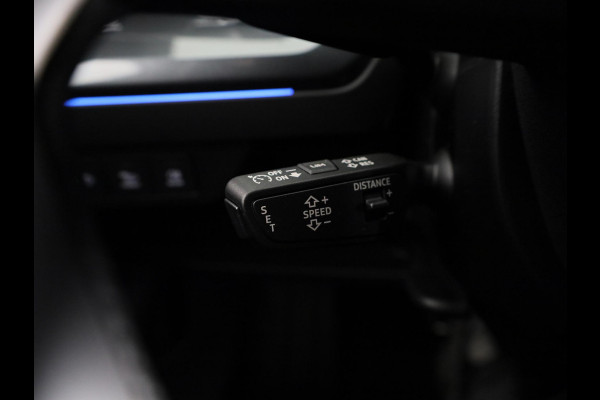 Audi Q4 e-tron 45 S edition Competition 82 kWh 286 pk | Assistentiepakket plus | Comfortpakket plus | Glazen panoramadak | Ambient lichtpakket |