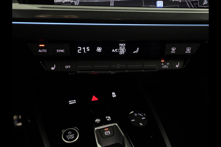 Audi Q4 e-tron 45 S edition Competition 82 kWh 286 pk | Assistentiepakket plus | Comfortpakket plus | Glazen panoramadak | Ambient lichtpakket |