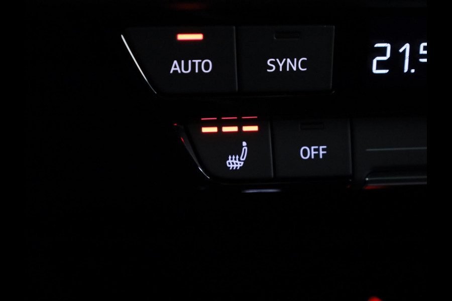 Audi Q4 e-tron 45 S edition Competition 82 kWh 286 pk | Assistentiepakket plus | Comfortpakket plus | Glazen panoramadak | Ambient lichtpakket |