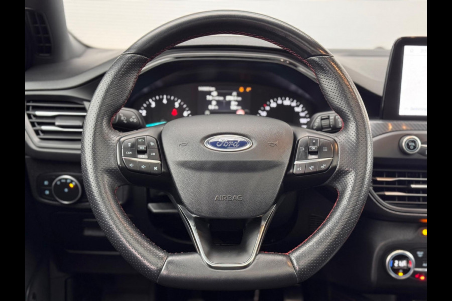 Ford Focus 1.0 EcoBoost ST Line Pano/B&O/Camera/Acc
