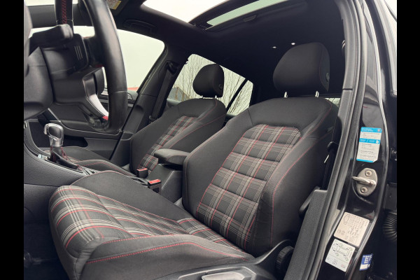 Volkswagen Golf 2.0 TSI GTI Performance Pano/Keyless/Camera/Virtual