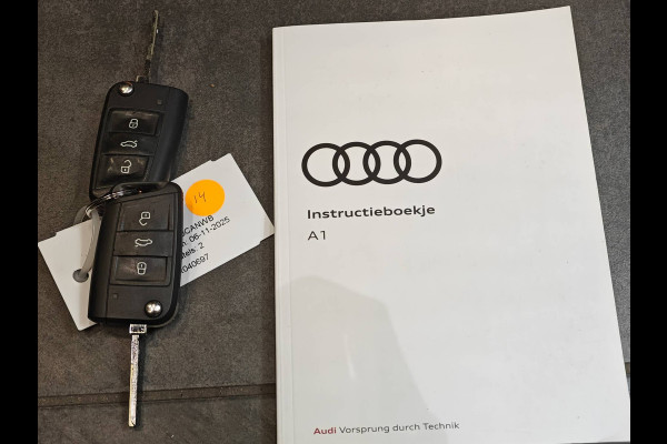 Audi A1 Sportback 25 TFSI epic lmw | stuurbedeining