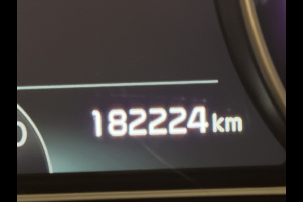 Kia e-Niro ExecutiveLine 64 kWh leer | navi | adaptive cruise | stuur- en stoelverw