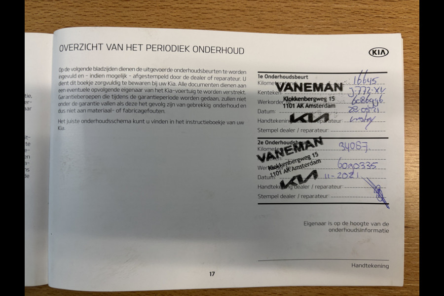 Kia e-Niro ExecutiveLine 64 kWh leer | navi | adaptive cruise | stuur- en stoelverw