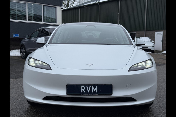 Tesla Model 3 Premium Long Range AWD 78 kWh ORGINELE AFN. TREKHAAK TESLA| AUTOPILOT| STOELVENTILATIE + VERWARMING| VOLLEDIGE TESLA GARANTIE T/M 01/2028 OF 80.000KM| DE HOOGVOLTACCU EN AANDRIJFLIJN TOT 2032 of 192.000KM |