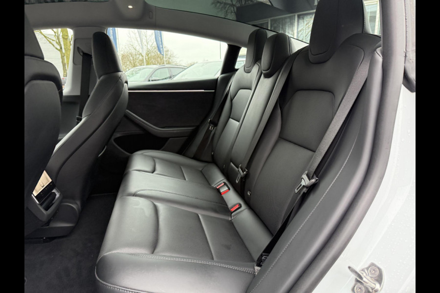 Tesla Model 3 Premium Long Range AWD 78 kWh ORGINELE AFN. TREKHAAK TESLA| AUTOPILOT| STOELVENTILATIE + VERWARMING| VOLLEDIGE TESLA GARANTIE T/M 01/2028 OF 80.000KM| DE HOOGVOLTACCU EN AANDRIJFLIJN TOT 2032 of 192.000KM |