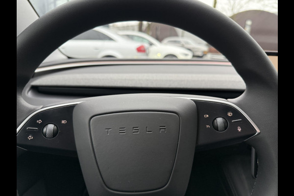 Tesla Model 3 Premium Long Range AWD 78 kWh ORGINELE AFN. TREKHAAK TESLA| AUTOPILOT| STOELVENTILATIE + VERWARMING| VOLLEDIGE TESLA GARANTIE T/M 01/2028 OF 80.000KM| DE HOOGVOLTACCU EN AANDRIJFLIJN TOT 2032 of 192.000KM |