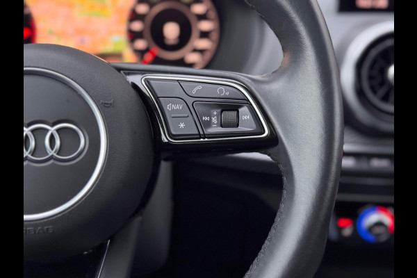 Audi Q2 35 TFSI S Edition One Pano/Sfeer/Keyless/Camera