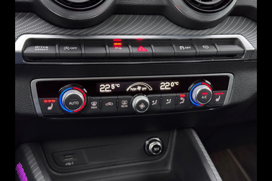 Audi Q2 35 TFSI S Edition One Pano/Sfeer/Keyless/Camera