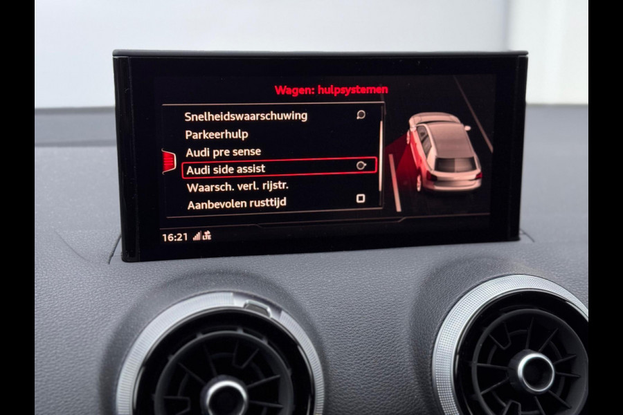 Audi Q2 35 TFSI S Edition One Pano/Sfeer/Keyless/Camera