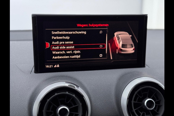 Audi Q2 35 TFSI S Edition One Pano/Sfeer/Keyless/Camera