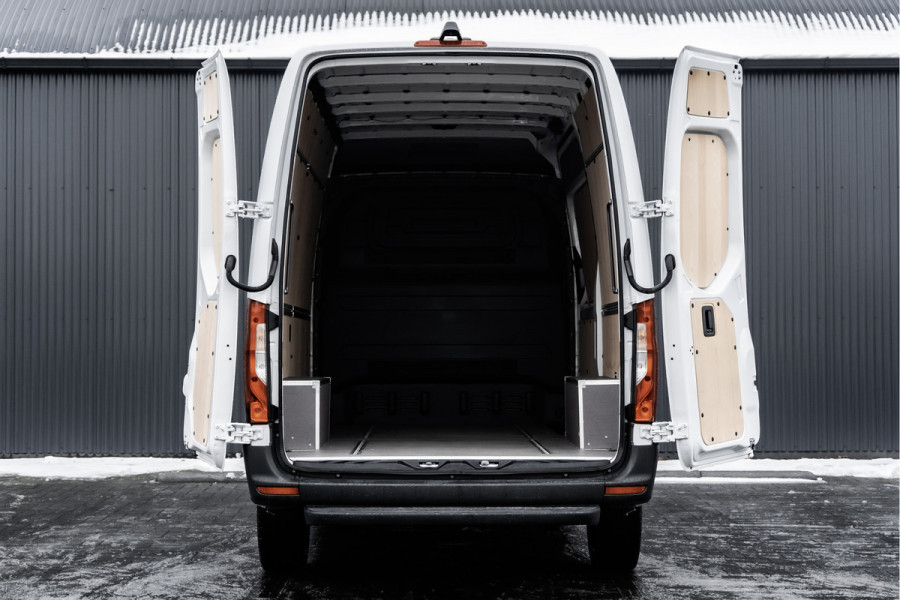 Mercedes-Benz Sprinter 317 CDI L2H2 | Mbux | Facelift | Navi | Camera | Adapt.Cruise | Automaat