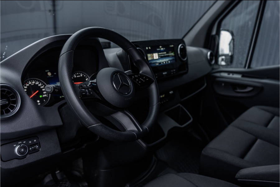 Mercedes-Benz Sprinter 317 CDI L2H2 | Mbux | Facelift | Navi | Camera | Adapt.Cruise | Automaat