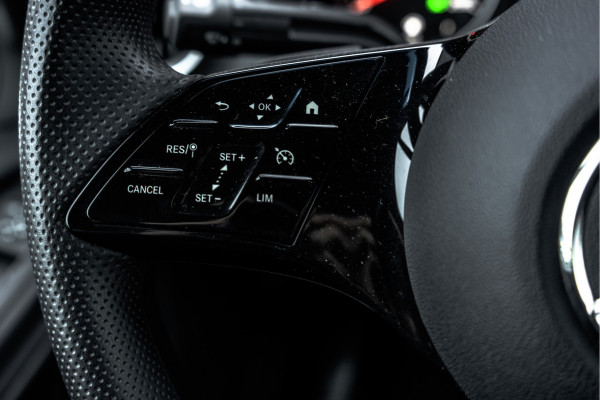 Mercedes-Benz Sprinter 317 CDI L2H2 | Mbux | Facelift | Navi | Camera | Adapt.Cruise | Automaat