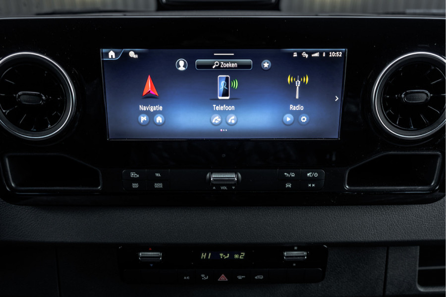 Mercedes-Benz Sprinter 317 CDI L2H2 | Mbux | Facelift | Navi | Camera | Adapt.Cruise | Automaat