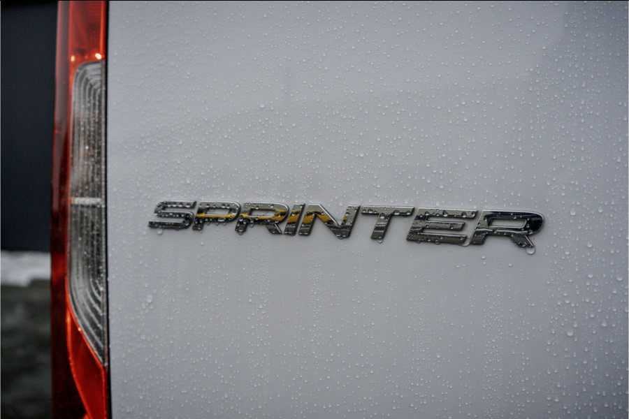 Mercedes-Benz Sprinter 317 CDI L2H2 | Mbux | Facelift | Navi | Camera | Adapt.Cruise | Automaat