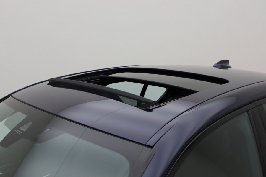 BMW 3-serie 320e Business Edition Plus M Sport Laser LED, Leer, Schuif-/kanteldak, Apple Carplay, Trekhaak elektr., 19"