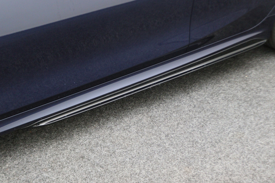 BMW 3-serie 320e Business Edition Plus M Sport Laser LED, Leer, Schuif-/kanteldak, Apple Carplay, Trekhaak elektr., 19"