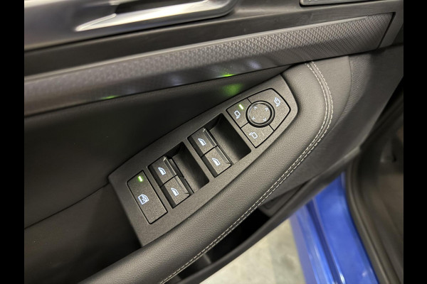 BMW 2 Serie Active Tourer 218i M-SPORT PANORAMADAK HEAD-UP