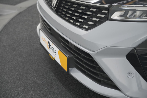 Renault Clio 1.6 E-Tech Full Hybrid 145 techno | 360 Camera | Adaptieve Cruise Control | Dodehoekdetectie | 9.3 Inch Groot Scherm