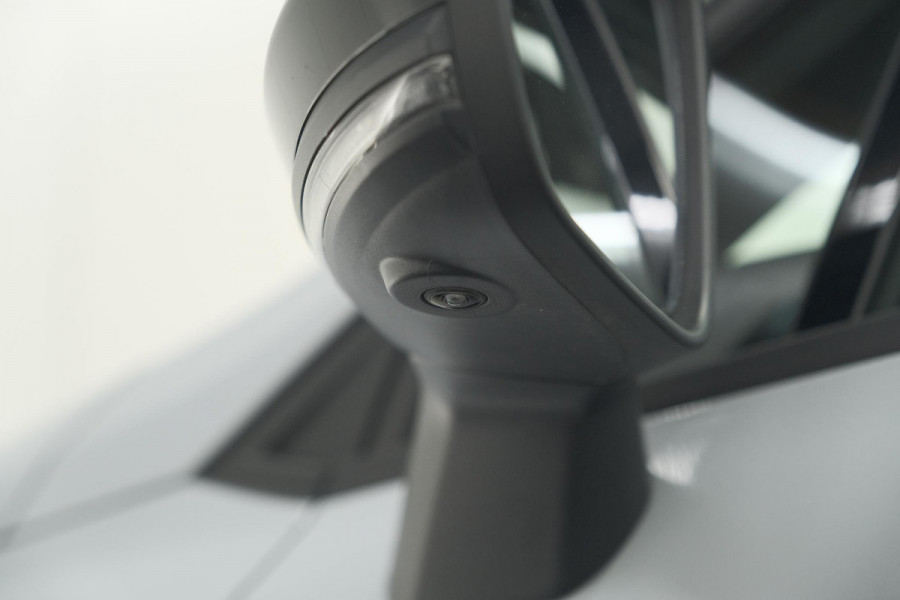 Renault Clio 1.6 E-Tech Full Hybrid 145 techno | 360 Camera | Adaptieve Cruise Control | Dodehoekdetectie | 9.3 Inch Groot Scherm