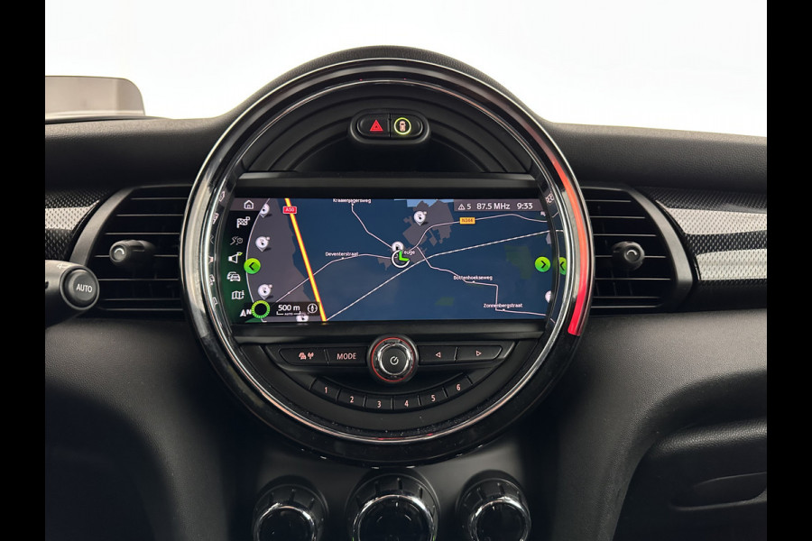 MINI Mini Electric Charged 33 kWh [ 3-Fase ] {SOH-100%} (INCL-BTW) *HEAD-UP | HARMAN/KARDON-AUDIO | LEATHER-ALCANTARA | MATRIX-LED | CAMERA | KEYLESS | NAVI-FULLMAP | DAB+ | ECC | HEATED-SPORT-SEATS | DIGI-COCKPIT | PDC | CRUISE | 17"ALU*