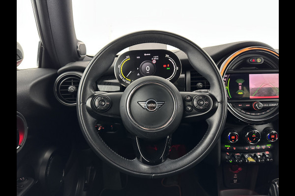 MINI Mini Electric Charged 33 kWh [ 3-Fase ] {SOH-100%} (INCL-BTW) *HEAD-UP | HARMAN/KARDON-AUDIO | LEATHER-ALCANTARA | MATRIX-LED | CAMERA | KEYLESS | NAVI-FULLMAP | DAB+ | ECC | HEATED-SPORT-SEATS | DIGI-COCKPIT | PDC | CRUISE | 17"ALU*