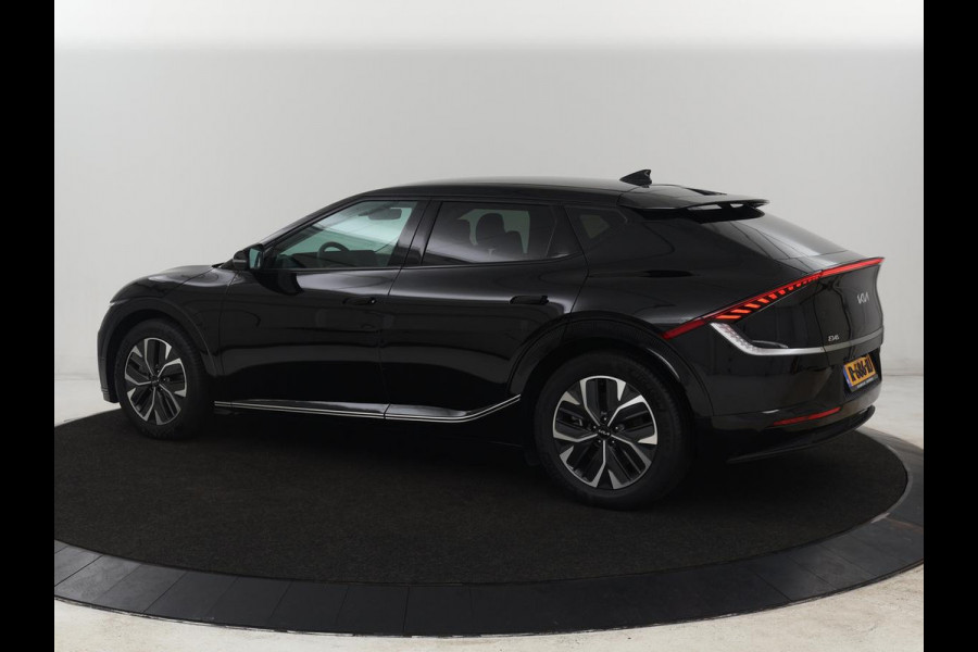 Kia Ev6 Plus 58 kWh | Stoelventilatie | Leder | Warmtepomp | Adaptive cruise | Carplay | Camera | Stoel & stuurverwarming | 19'' | Sfeerverlichting | Navigatie | Keyless