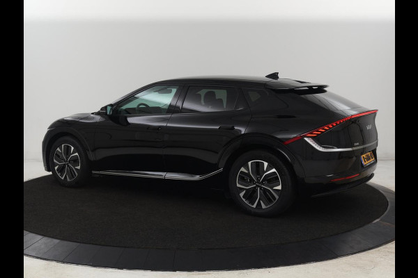 Kia Ev6 Plus 58 kWh | Stoelventilatie | Leder | Warmtepomp | Adaptive cruise | Carplay | Camera | Stoel & stuurverwarming | 19'' | Sfeerverlichting | Navigatie | Keyless