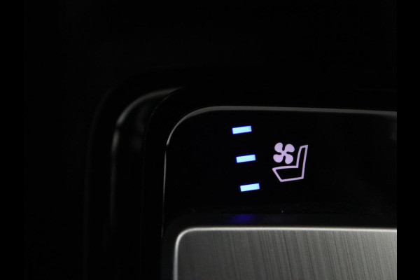 Kia Ev6 Plus 58 kWh | Stoelventilatie | Leder | Warmtepomp | Adaptive cruise | Carplay | Camera | Stoel & stuurverwarming | 19'' | Sfeerverlichting | Navigatie | Keyless