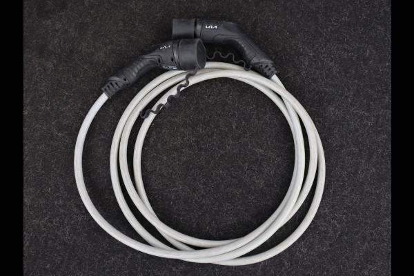 Kia Ev6 Plus 58 kWh | Stoelventilatie | Leder | Warmtepomp | Adaptive cruise | Carplay | Camera | Stoel & stuurverwarming | 19'' | Sfeerverlichting | Navigatie | Keyless