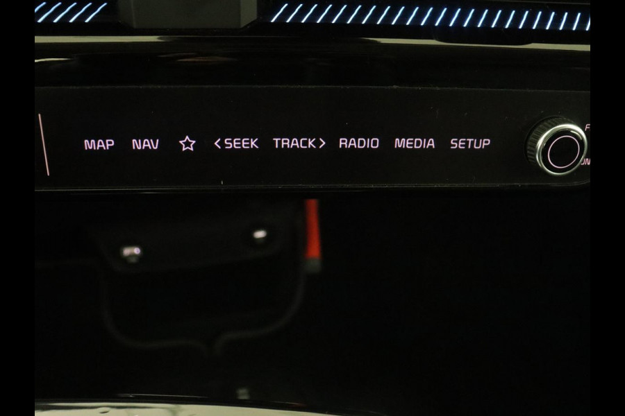 Kia Ev6 Plus 58 kWh | Stoelventilatie | Leder | Warmtepomp | Adaptive cruise | Carplay | Camera | Stoel & stuurverwarming | 19'' | Sfeerverlichting | Navigatie | Keyless