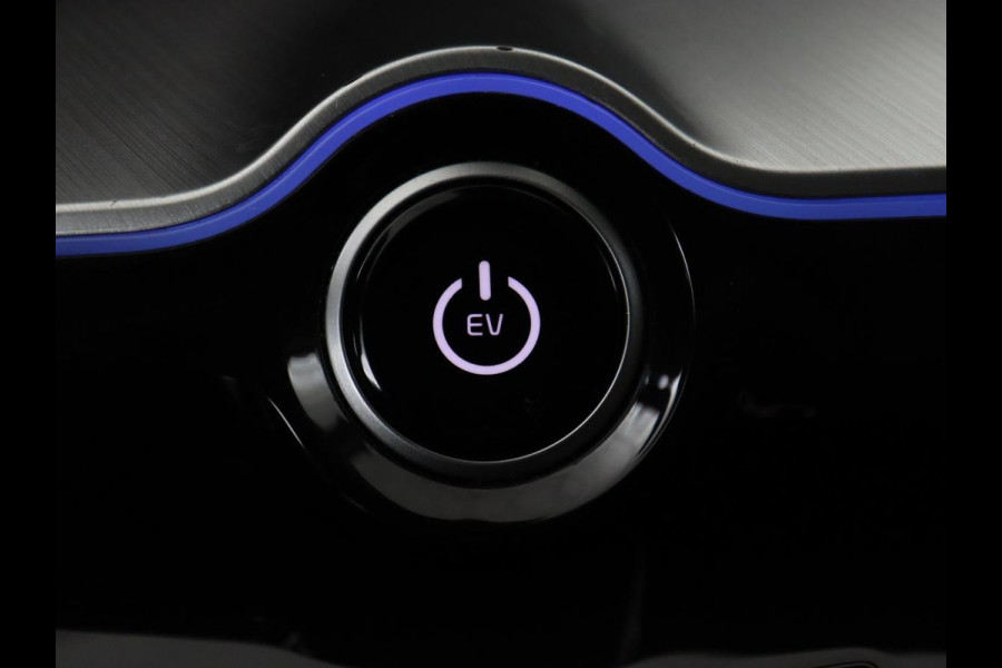 Kia Ev6 Plus 58 kWh | Stoelventilatie | Leder | Warmtepomp | Adaptive cruise | Carplay | Camera | Stoel & stuurverwarming | 19'' | Sfeerverlichting | Navigatie | Keyless
