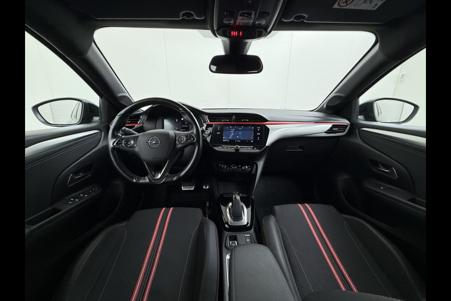 Opel CORSA-E GS Line 50kWh Apple Carplay Android Auto Stoel+Stuurverwarming Navi Ecc Cruise Control SOH 88% Lmv Privacy Glas Led Keyless Regen-Lichtsensor Sportstoelen Verkeersbord detectie Origineel Nederlandse Auto in de sportieve GS uitvoering