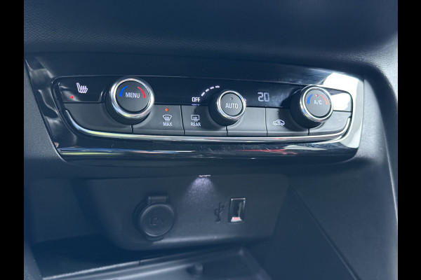 Opel CORSA-E GS Line 50kWh Apple Carplay Android Auto Stoel+Stuurverwarming Navi Ecc Cruise Control SOH 88% Lmv Privacy Glas Led Keyless Regen-Lichtsensor Sportstoelen Verkeersbord detectie Origineel Nederlandse Auto in de sportieve GS uitvoering