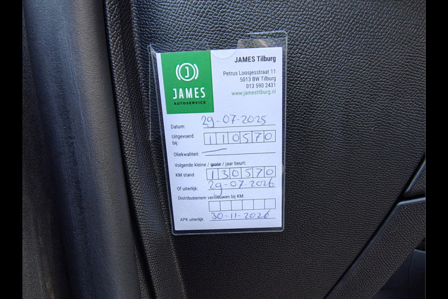 Opel CORSA-E GS Line 50kWh Apple Carplay Android Auto Stoel+Stuurverwarming Navi Ecc Cruise Control SOH 88% Lmv Privacy Glas Led Keyless Regen-Lichtsensor Sportstoelen Verkeersbord detectie Origineel Nederlandse Auto in de sportieve GS uitvoering