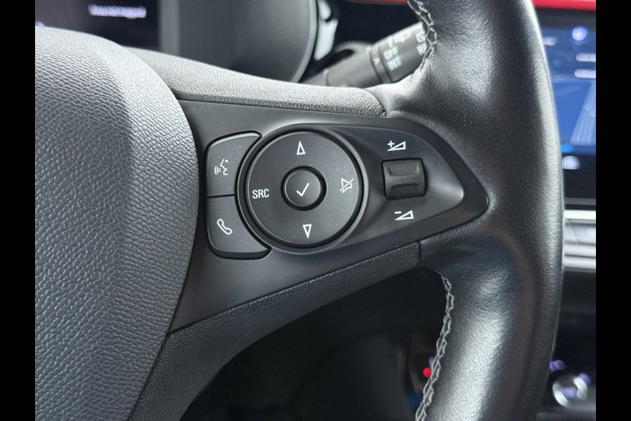 Opel CORSA-E GS Line 50kWh Apple Carplay Android Auto Stoel+Stuurverwarming Navi Ecc Cruise Control SOH 88% Lmv Privacy Glas Led Keyless Regen-Lichtsensor Sportstoelen Verkeersbord detectie Origineel Nederlandse Auto in de sportieve GS uitvoering