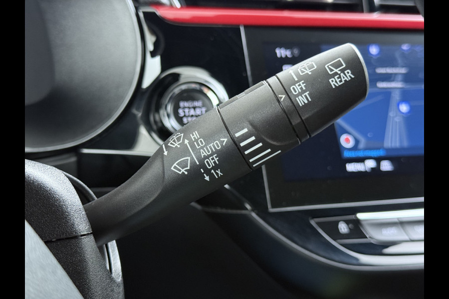 Opel CORSA-E GS Line 50kWh Apple Carplay Android Auto Stoel+Stuurverwarming Navi Ecc Cruise Control SOH 88% Lmv Privacy Glas Led Keyless Regen-Lichtsensor Sportstoelen Verkeersbord detectie Origineel Nederlandse Auto in de sportieve GS uitvoering