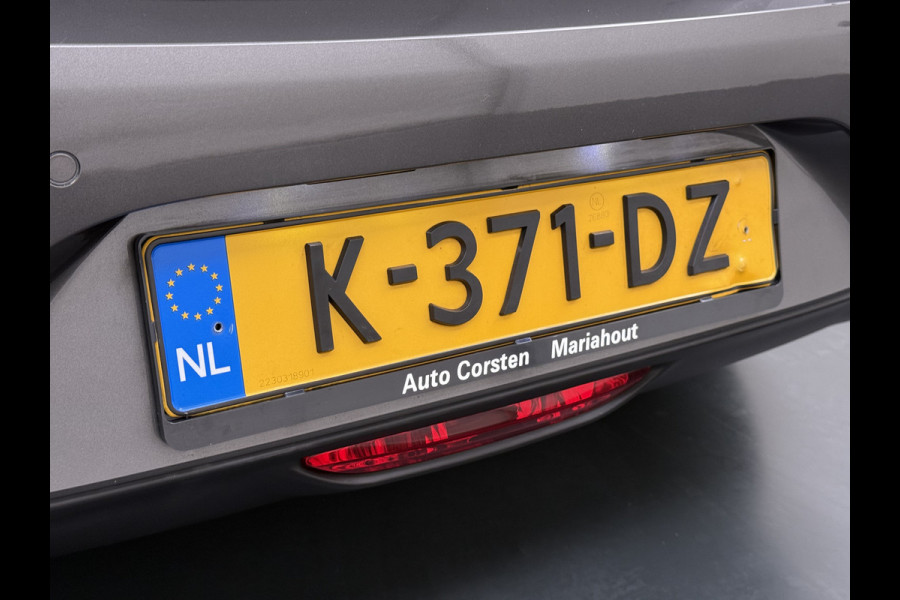 Opel CORSA-E GS Line 50kWh Apple Carplay Android Auto Stoel+Stuurverwarming Navi Ecc Cruise Control SOH 88% Lmv Privacy Glas Led Keyless Regen-Lichtsensor Sportstoelen Verkeersbord detectie Origineel Nederlandse Auto in de sportieve GS uitvoering