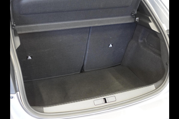 Peugeot 208 1.2 100pk Automaat Allure Pack Navigatie Apple Carplay/Android Auto CameraCruise Control Virtual Cockpit Climate Control