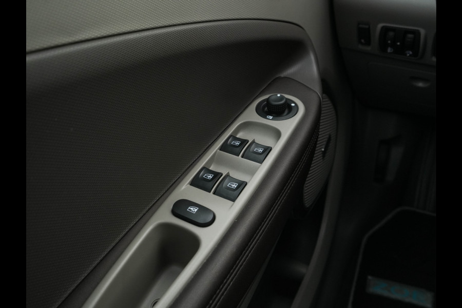 Renault ZOE R90 Bose 41 kWh (Owned-Battery) [ 3-Fase-22kW ] {SOH-85%} Aut.*HEATPUMP | LEATHER | BOSE-AUDIO | NAVI-FULLMAP | FULL-LED | DIGI-COCKPIT | CRUISE | ECC | PDC | PRIVACY-GLASS | HEATED-COMFORTSEATS | 16"ALU*