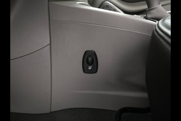 Renault ZOE R90 Bose 41 kWh (Owned-Battery) [ 3-Fase-22kW ] {SOH-85%} Aut.*HEATPUMP | LEATHER | BOSE-AUDIO | NAVI-FULLMAP | FULL-LED | DIGI-COCKPIT | CRUISE | ECC | PDC | PRIVACY-GLASS | HEATED-COMFORTSEATS | 16"ALU*