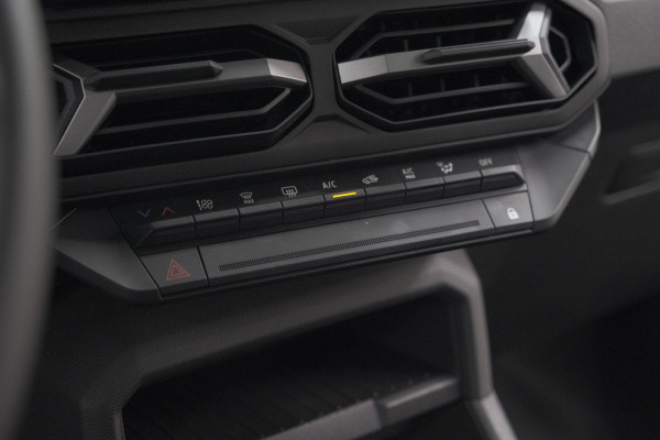 Dacia Duster Mild Hybrid 130 Expression | Camera | Stoelverwarming | Apple Carplay | Navigatie