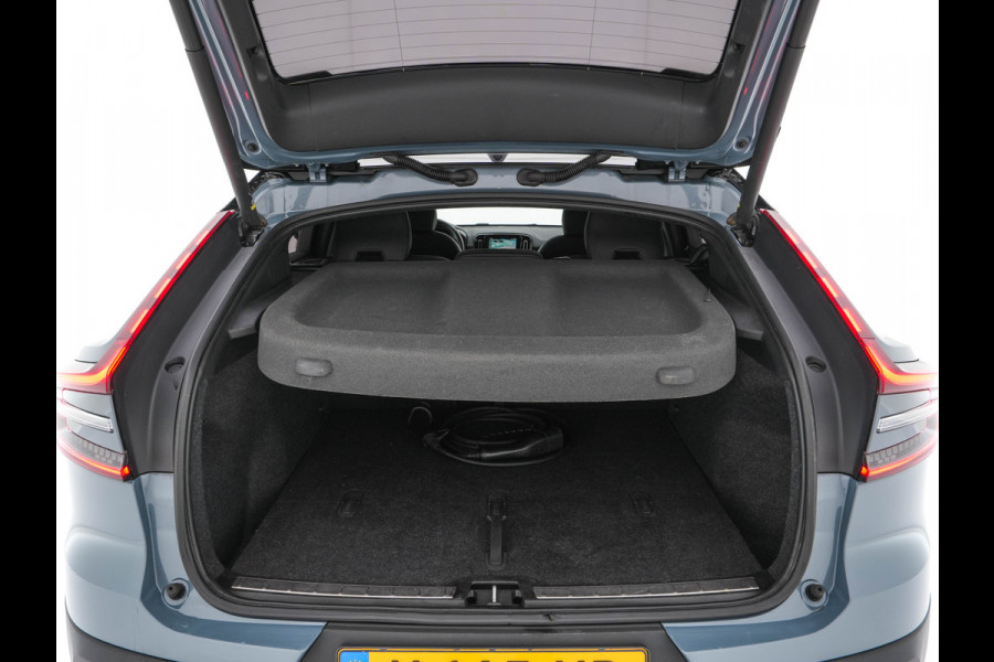 Volvo C40 Recharge Twin Intro Edition 78 kWh [ 3-Fase ] (INCL.BTW) Aut. *PANO | LEATHER-ALCANTARA | DIGI-COCKPIT | FULL-LED | HARMAN/KARDON | TOP-VIEW | NAVI-FULLMAP | ECC | PDC | KEYLESS | HEATED-SPORTSEATS | TOWBAR | 20''ALU*