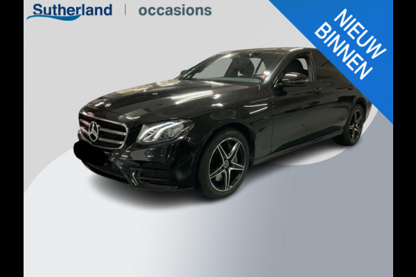 Mercedes-Benz E-Klasse 300 e AMG Line | 320pk PHEV | Elektrisch panoramadak / schuifdak | Stoelverwarming | Bestuurdersstoel Met Geheugen | Achteruitrijcamera