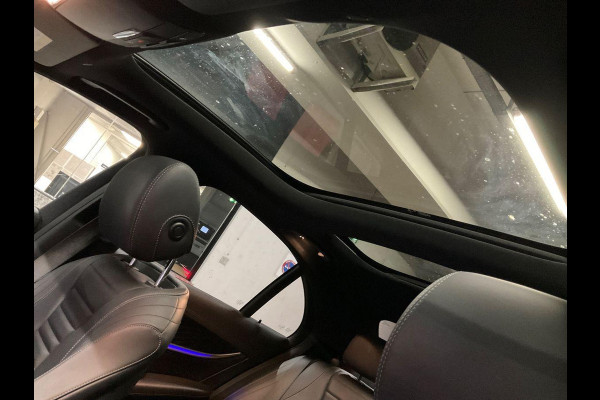 Mercedes-Benz E-Klasse 300 e AMG Line | 320pk PHEV | Elektrisch panoramadak / schuifdak | Stoelverwarming | Bestuurdersstoel Met Geheugen | Achteruitrijcamera