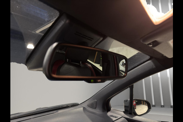 Toyota Yaris 1.5 Hybrid BI-Tone Edition | Leer | Camera | Navigatie | Cruise C | L.M.Velgen |