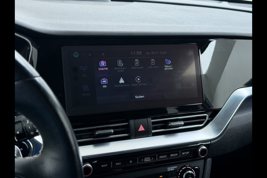 Kia e-Niro ExecutiveLine 64kWh Leer+Verwarmd+Koeling Adap.Cruise Elek.Stoel+Memory Warmtepomp JBL®-Audio Navi Ecc Camera Apple Carplay Andr SOH 100%  Stuurverwarming Lmv Privacy Glas DAB Vess Lane Assist Blind Spot 1e Eigenaar Origineel Nederlandse Auto Dealeronderhouden nieuw € 47765,-