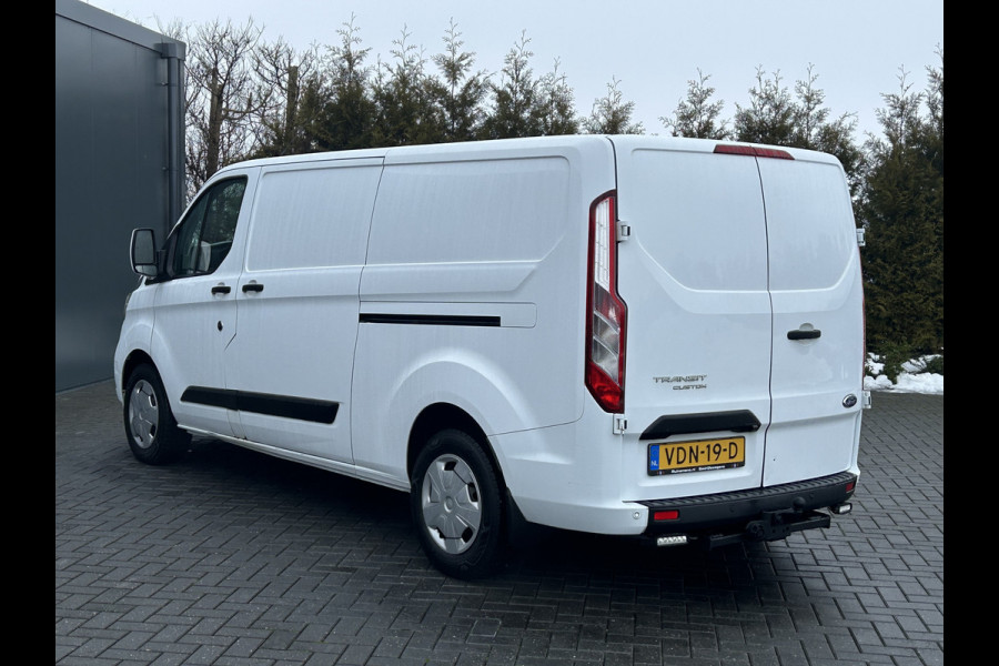 Ford Transit Custom 2.0 TDCI 130 PK / L2H1 / 2.800 KG AHG / 1e EIG. / 2x SCHUIFDEUR / TREKHAAK / CAMERA / AIRCO / CRUISE