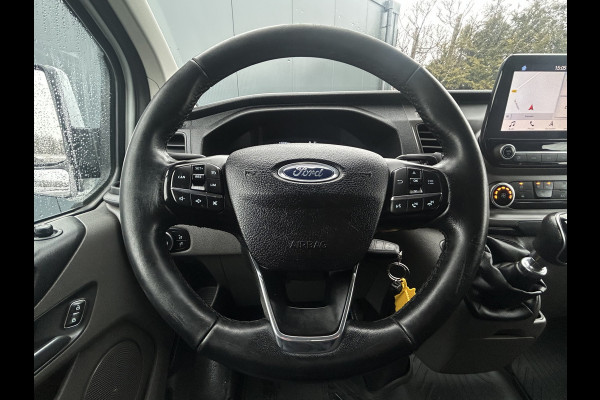Ford Transit Custom 2.0 TDCI 130 PK / L2H1 / 2.800 KG AHG / 1e EIG. / 2x SCHUIFDEUR / TREKHAAK / CAMERA / AIRCO / CRUISE